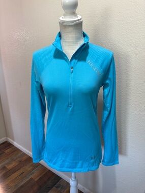 Under Armour Women’s Aqua Blue Quarter-Zip Performance Top - Semi Fitted - Med